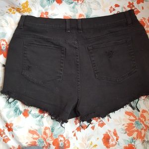 St. John's Bay Shorts - Black Cut-Off Booty Shorts Ripped Destroyed Jeans St. John's Bay Shorts - Black Cut-Off Booty Shorts Ripped Destroyed Jeans
